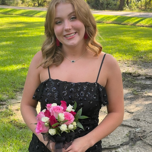 Trixxi | Juniors Black Sequined Flounce Mini Dress - Picture 4 of 6